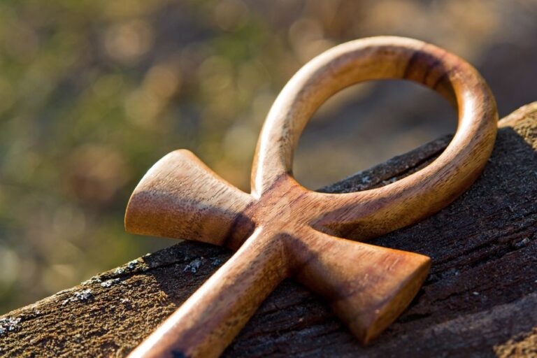 Unearthing Ancient Symbols: A Guide to Spiritual Wisdom in California