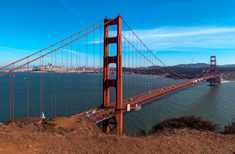 Is California Sinking? Debunking Nostradamus' Earthquake Prophecy for Travelers