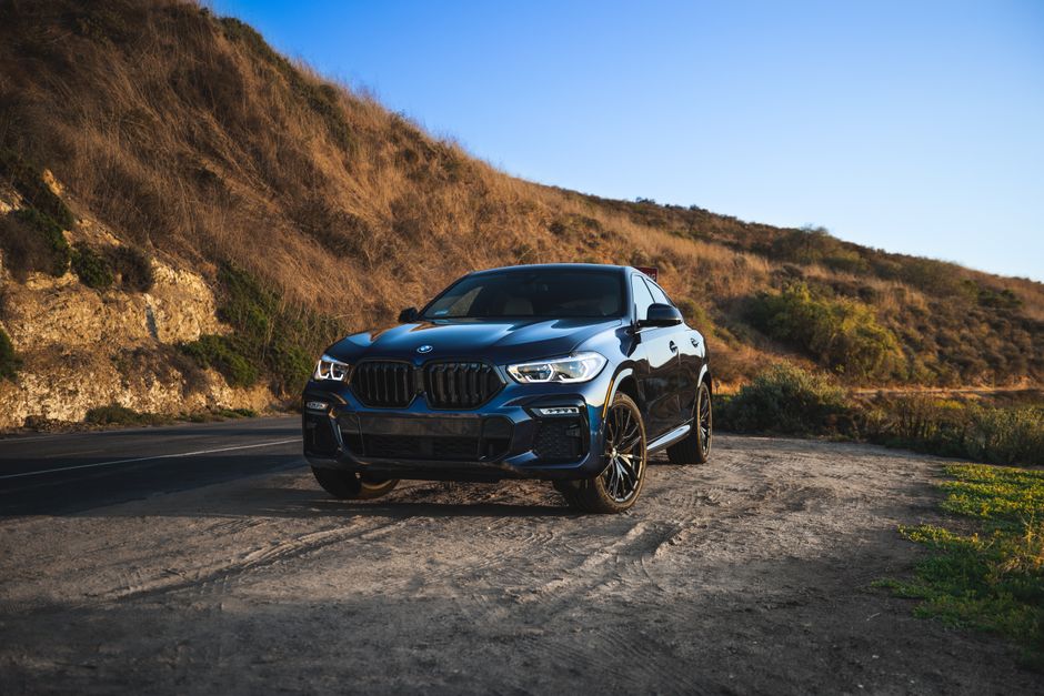 California Luxury Car Tours: Unveiling Exclusive Drives & Iconic Automotive Experiences