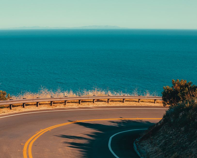 The Ultimate Guide to California's Pacific Coast Highway (PCH) Road Trip